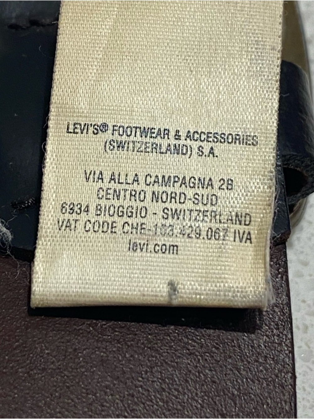 Levi Strauss Co. Leather Belt Made in Italy Black bronze Buckle Two Horse 34 - Picture 5 of 11